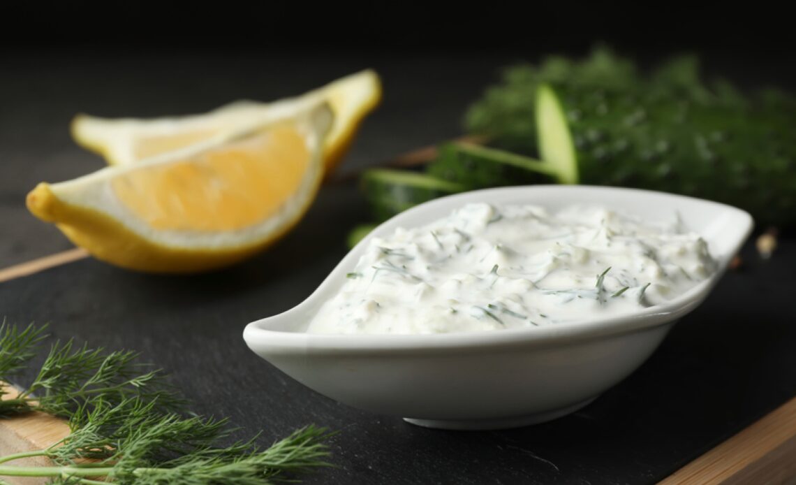 Yogurt Garlic Dip (Tzatziki) Greek Keto
