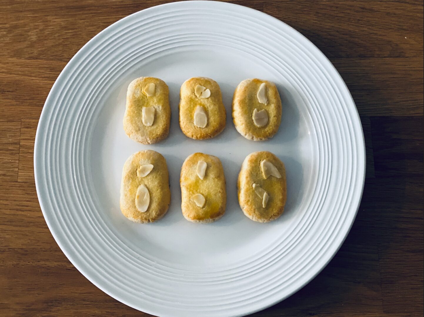 Almond Cookies (Amigdalota)