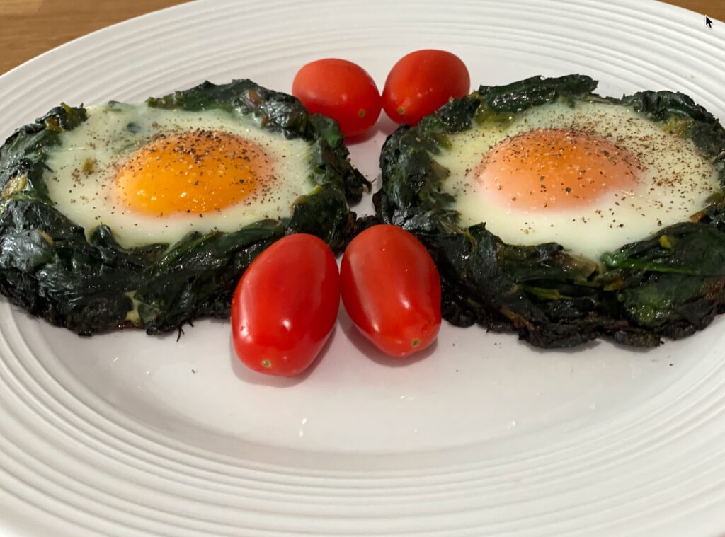 Spinach egg nests